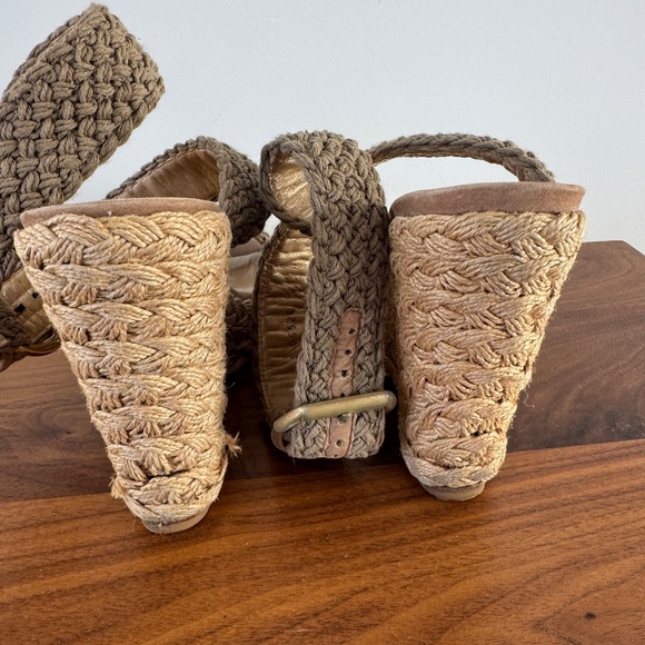 Stuart Waitzman Wedge Espadrille - Picture 7 of 8